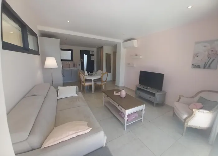 Domaine De Pacciolello - Lejlighedshotel 4*