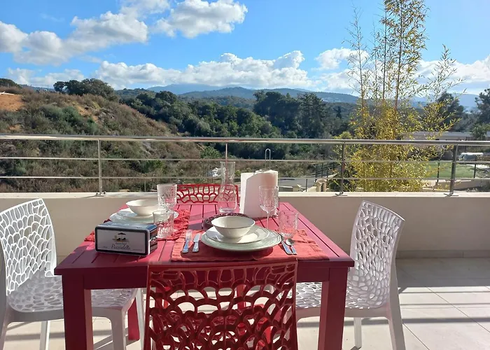 Lägenhetshotell Domaine De Pacciolello - Porticcio (Corsica)