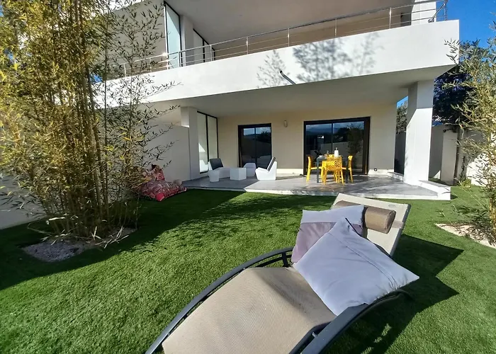 Domaine De Pacciolello - Апарт-отель